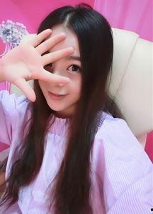 丫丫美女主播聊啪啪,直播间的“啪啪”瞬间