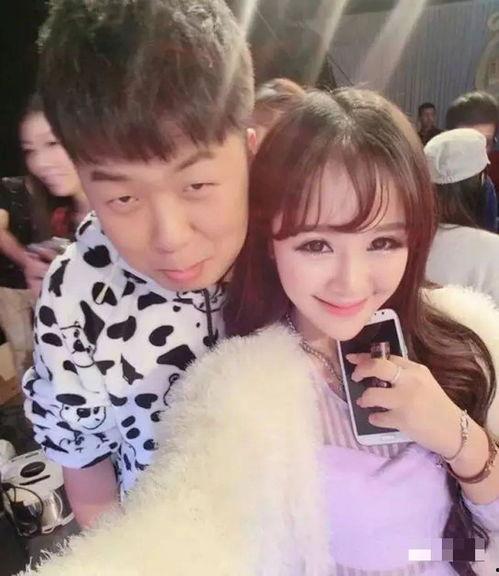 网红林珊珊大白,揭秘网络红人的魅力与影响力